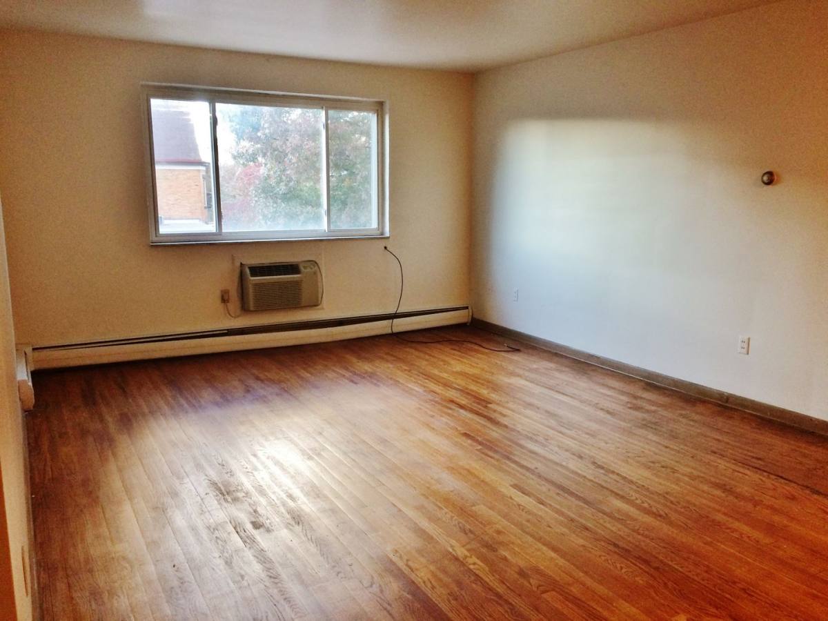 Townhouse for rent at 304 S Winebiddle St, Pittsburgh, PA 15224
