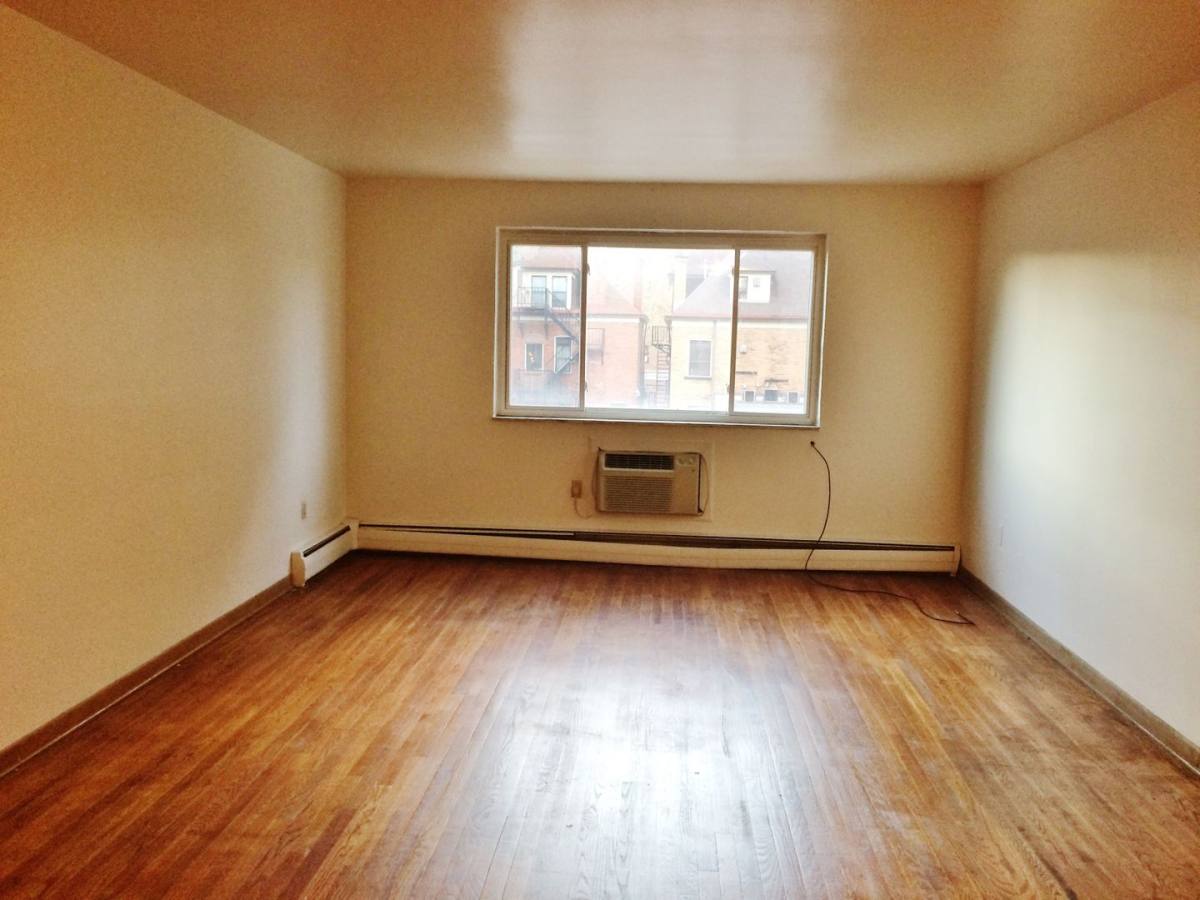 Townhouse for rent at 304 S Winebiddle St, Pittsburgh, PA 15224