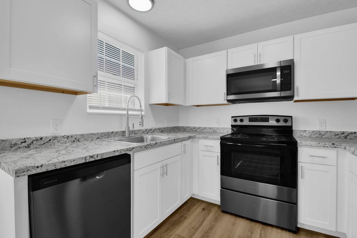 Townhouse for rent at 4965 Cherry Bluff Court, Columbus, OH 43230