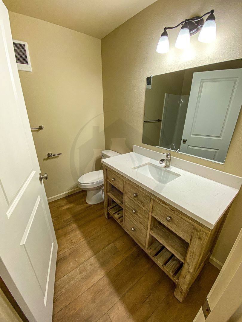 Apartment for rent at 360 NW Willamina, Willamina, OR 97396
