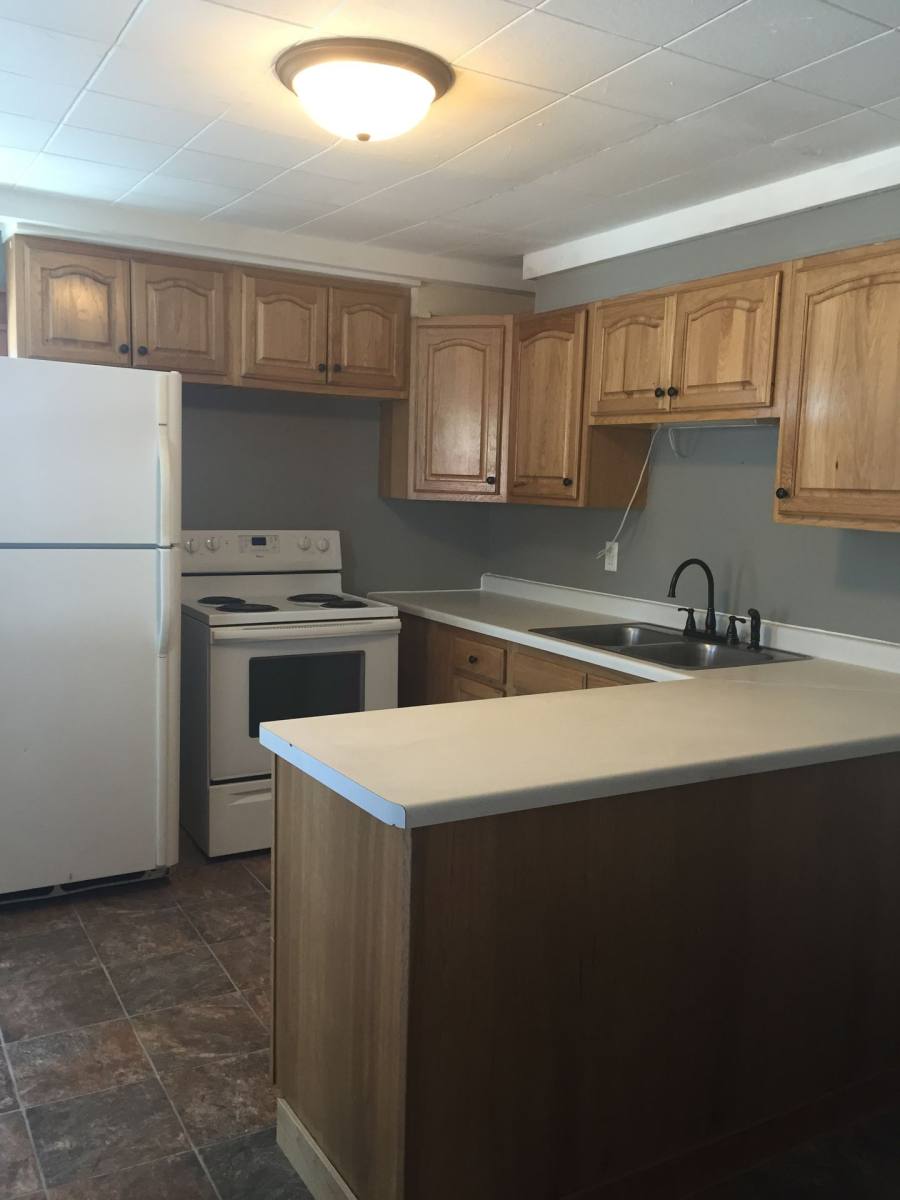 Apartment for rent at 920 1 2 E, Duluth, MN 55805