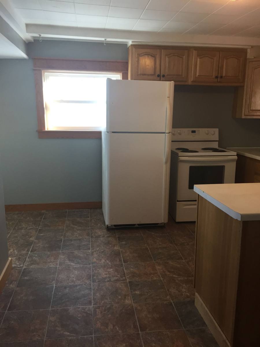 Apartment for rent at 920 1 2 E, Duluth, MN 55805