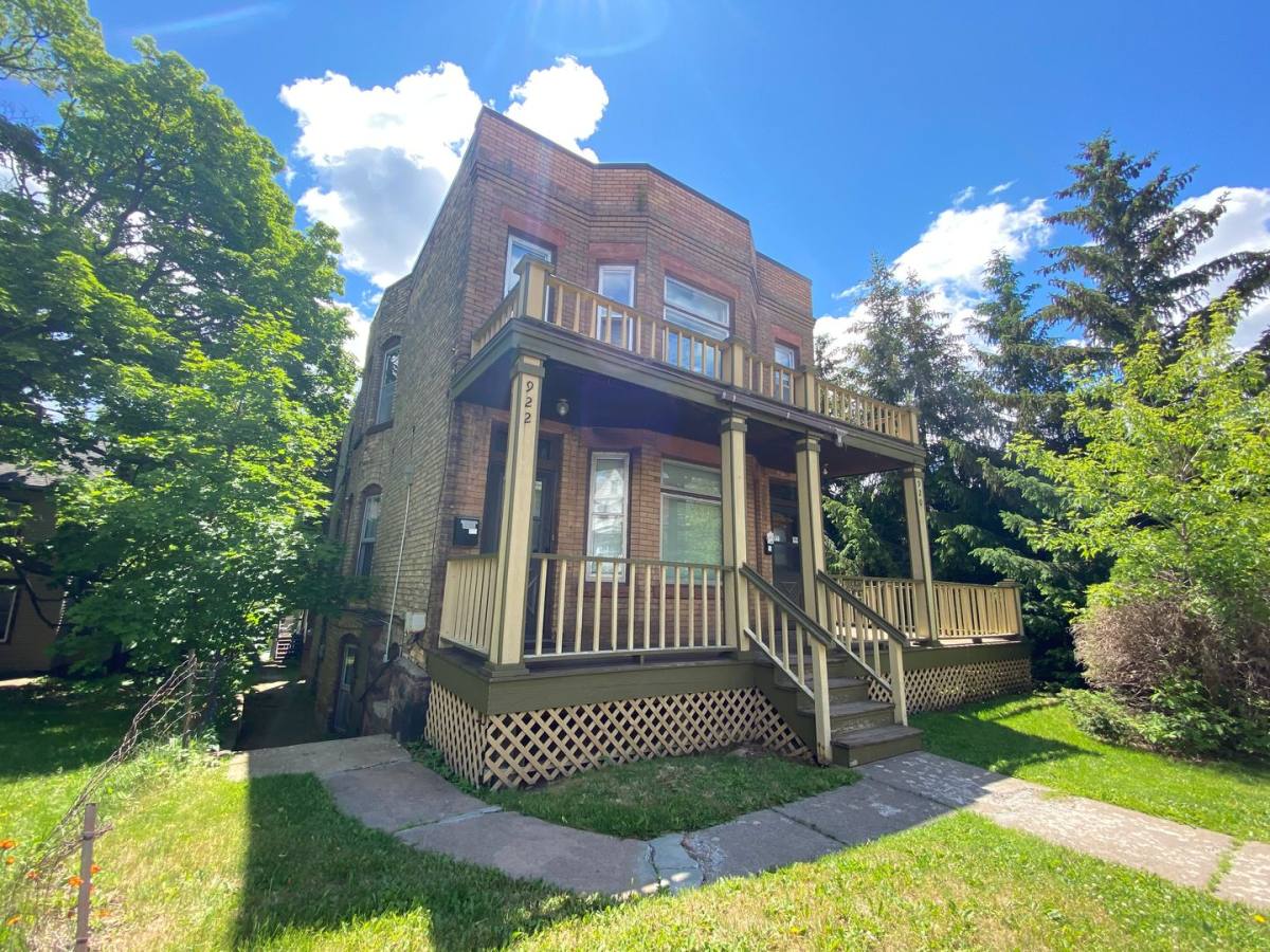 Apartment for rent at 922 E 5th 920 Bldg, Duluth, MN 55805