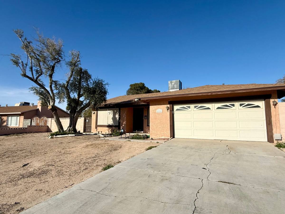 House for rent at 2126 Rawhide St, Las Vegas, NV 89119