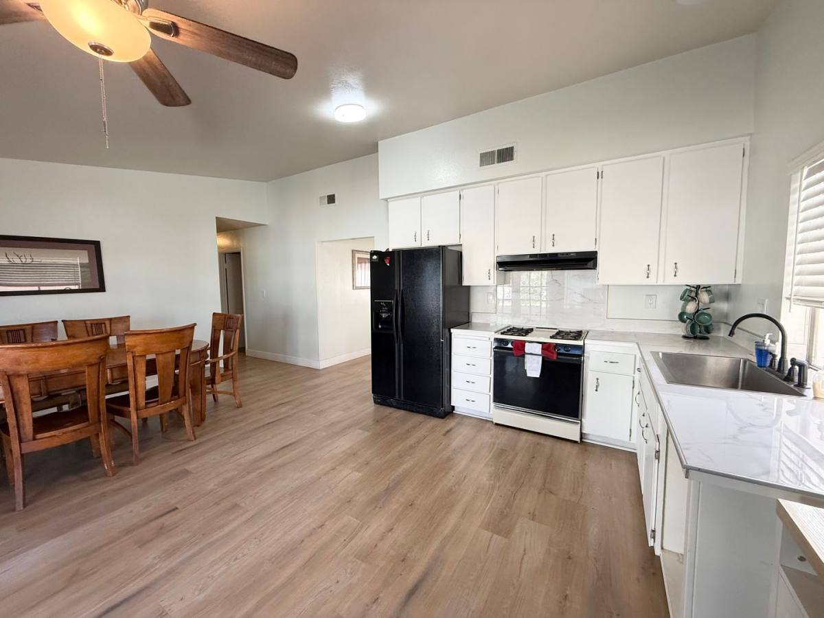 House for rent at 2126 Rawhide St, Las Vegas, NV 89119