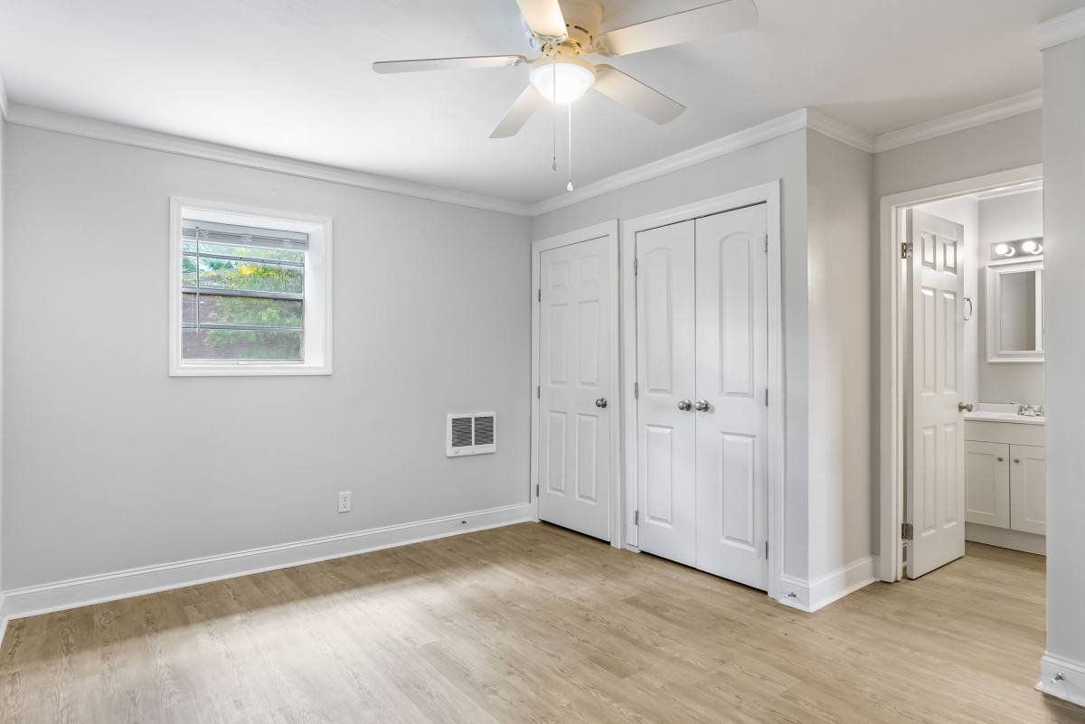 Apartment for rent at 111 Edgewater Rd, Savannah, GA 31406