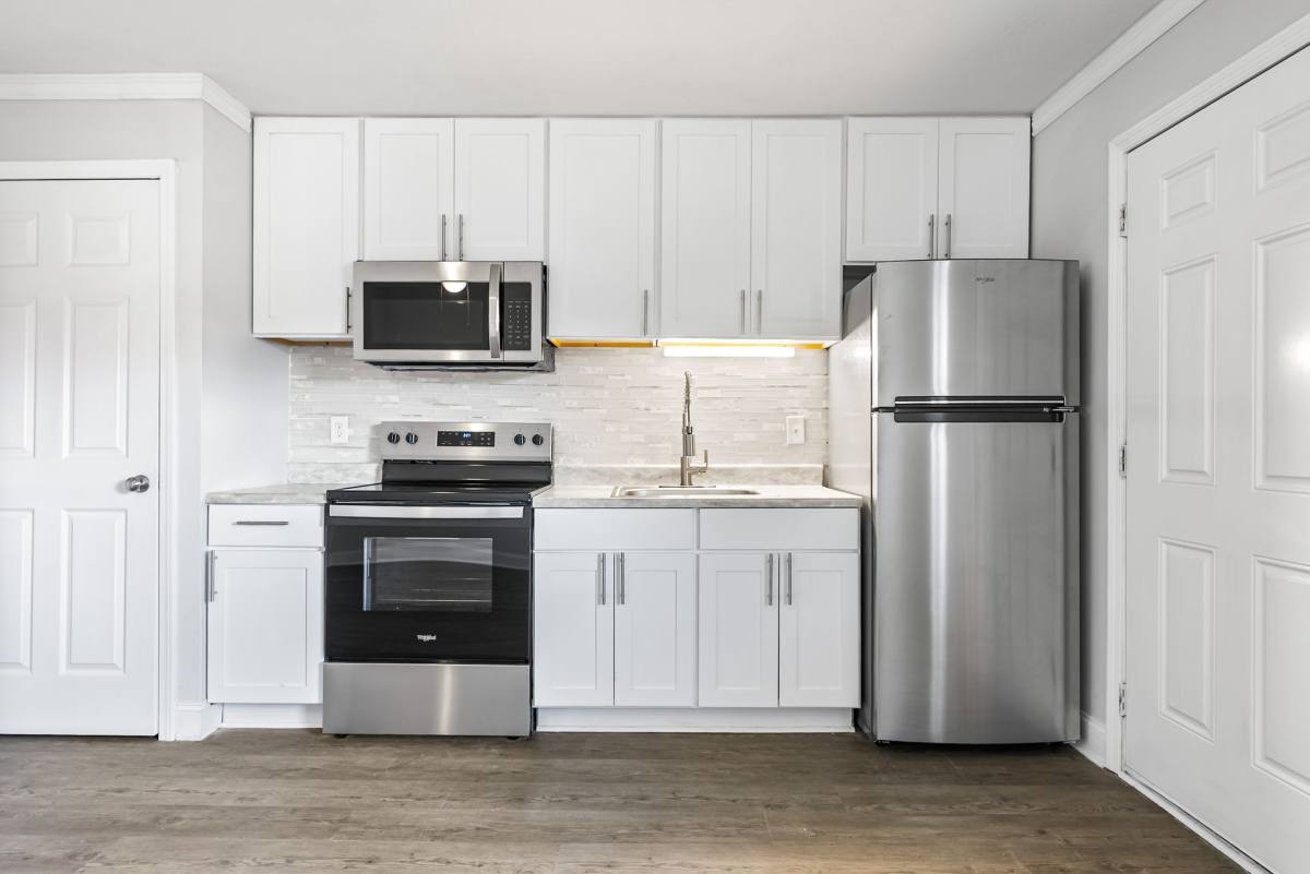 Apartment for rent at 111 Edgewater Rd, Savannah, GA 31406
