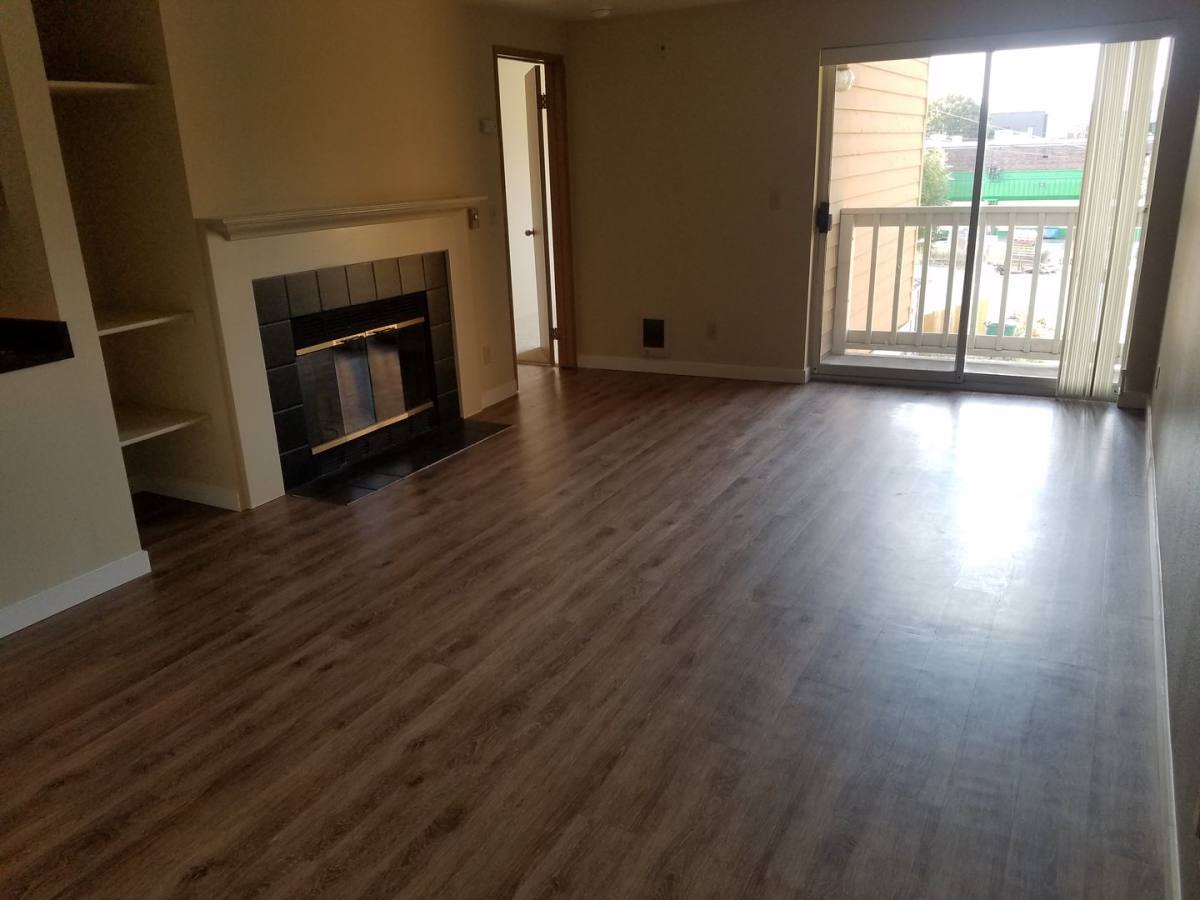Apartment for rent at 4213 Stone Way N, Seattle, WA 98103