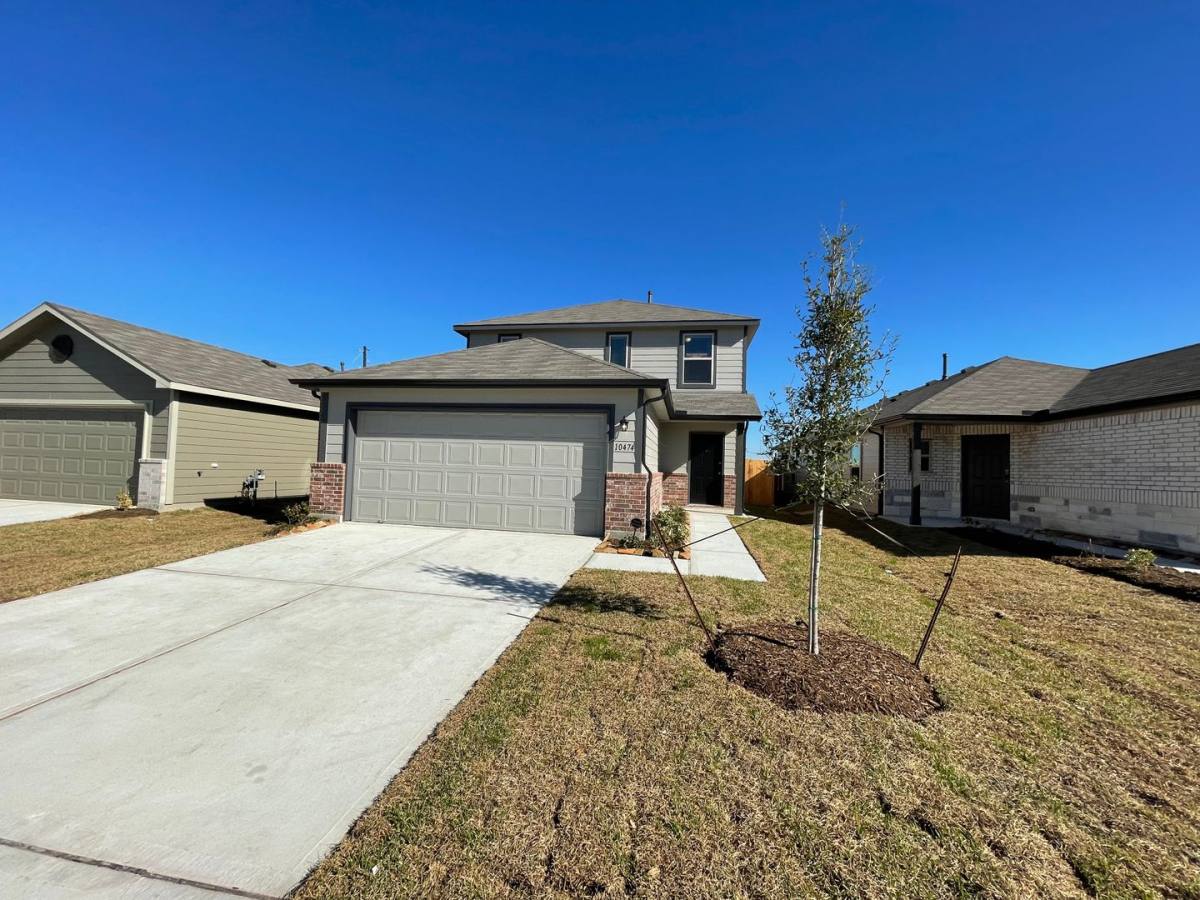 House for rent at 10474 Red Orchid Dr, Houston, TX 77016