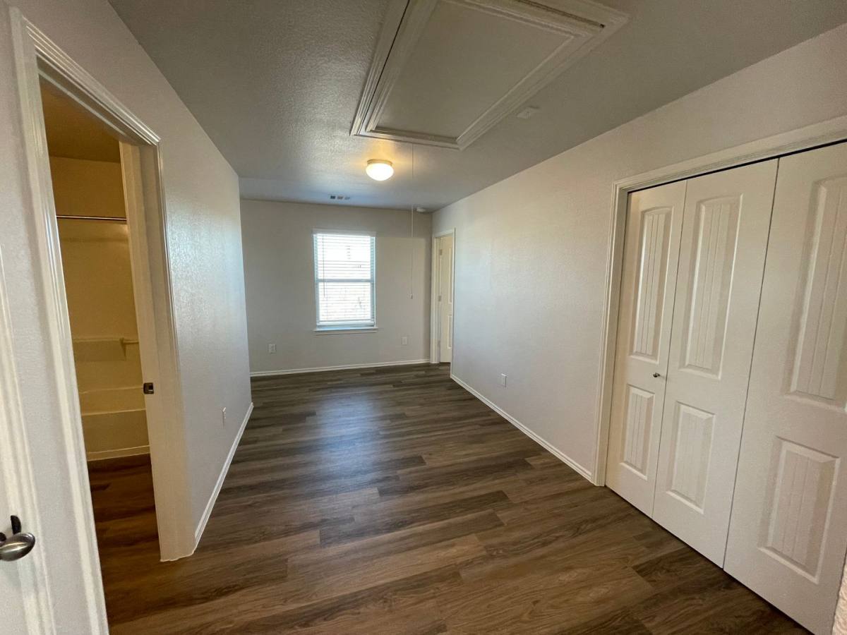 House for rent at 10474 Red Orchid Dr, Houston, TX 77016