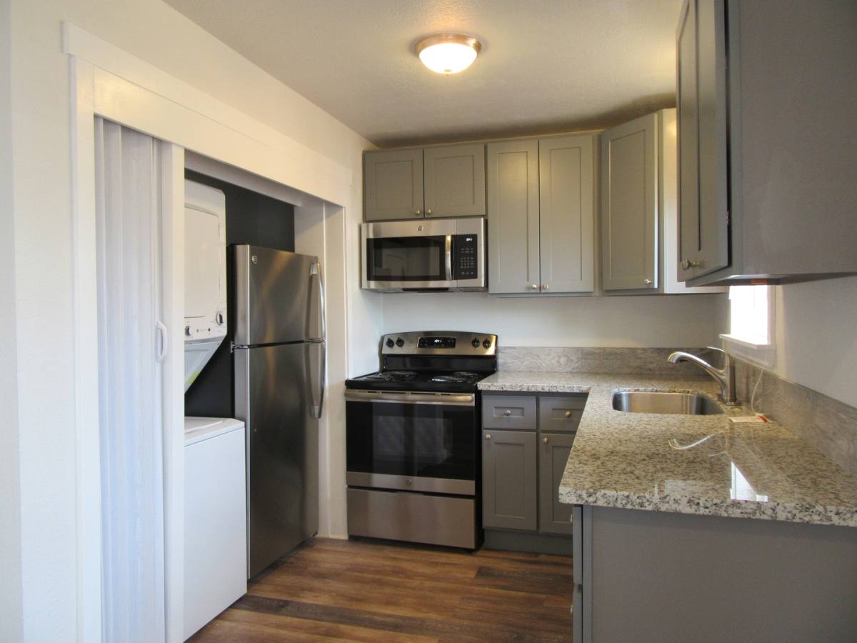House for rent at 850 2nd Ave N, Kent, WA 98032