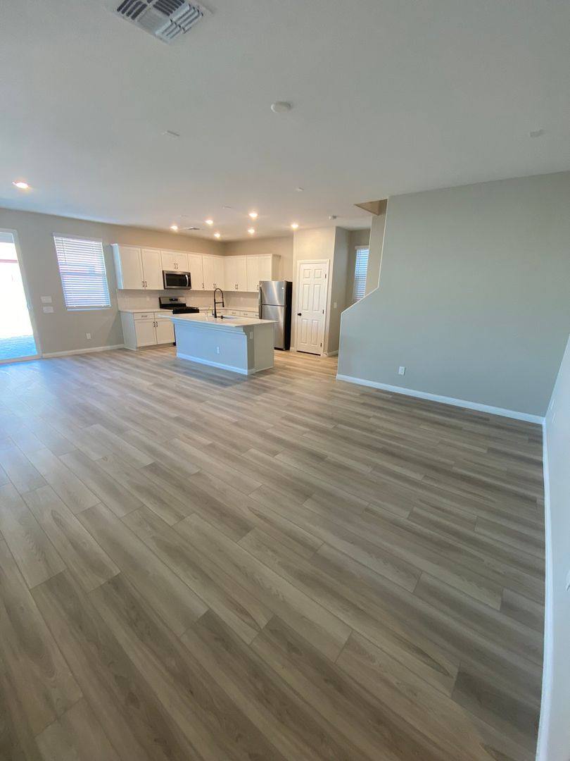 House for rent at 5662 Tinar St, Las Vegas, NV 89113