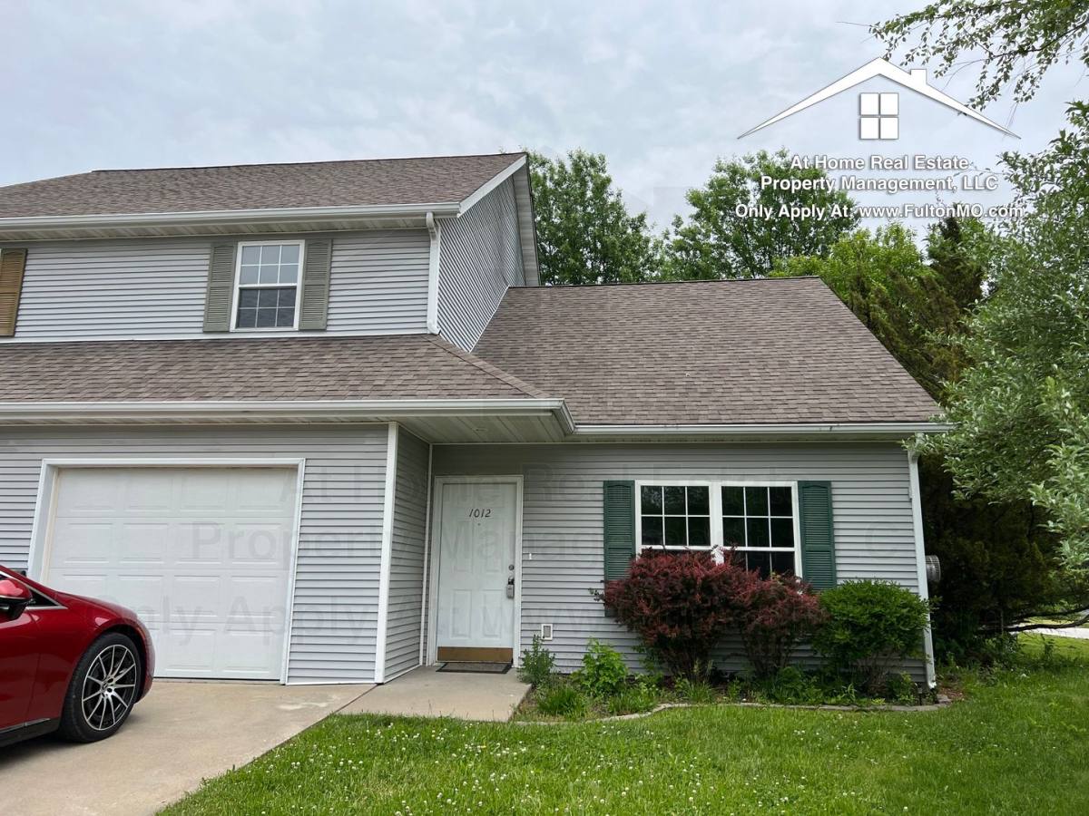 Townhouse for rent at 1012 Boulder Court, Fulton, MO 65251