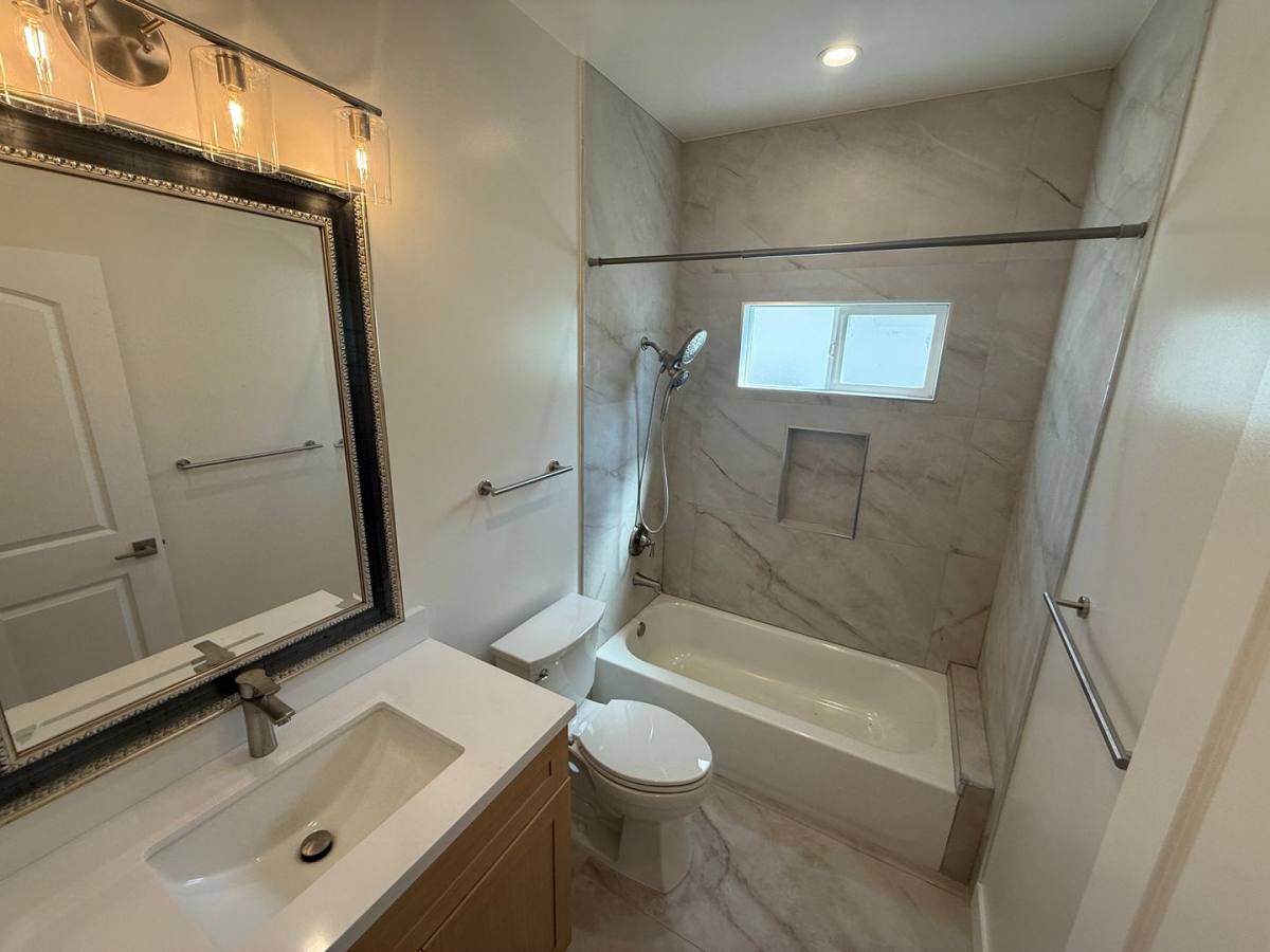 House for rent at 10959 Collins St, North Hollywood, CA 91601