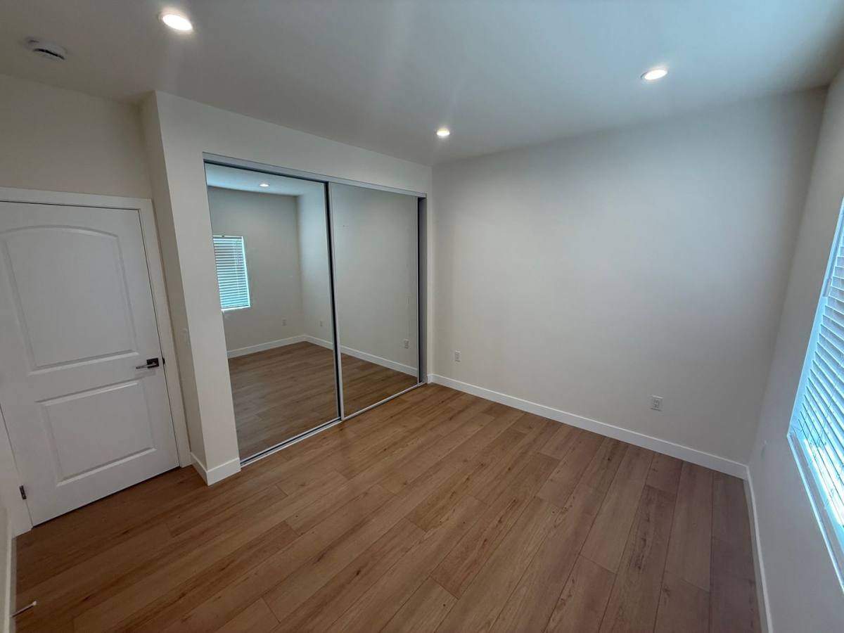 House for rent at 10959 Collins St, North Hollywood, CA 91601
