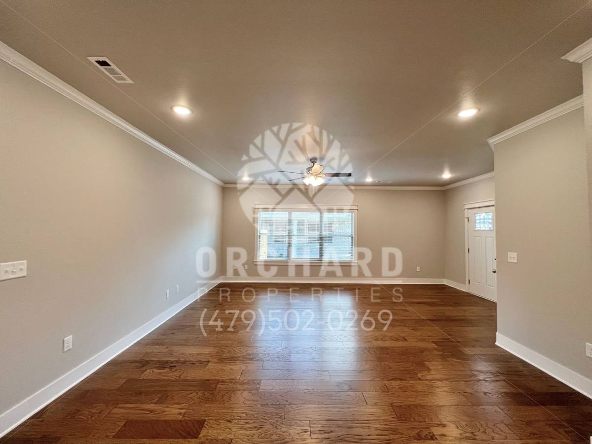Apartment for rent at 544 Bradford Dr, Springdale, AR 72762