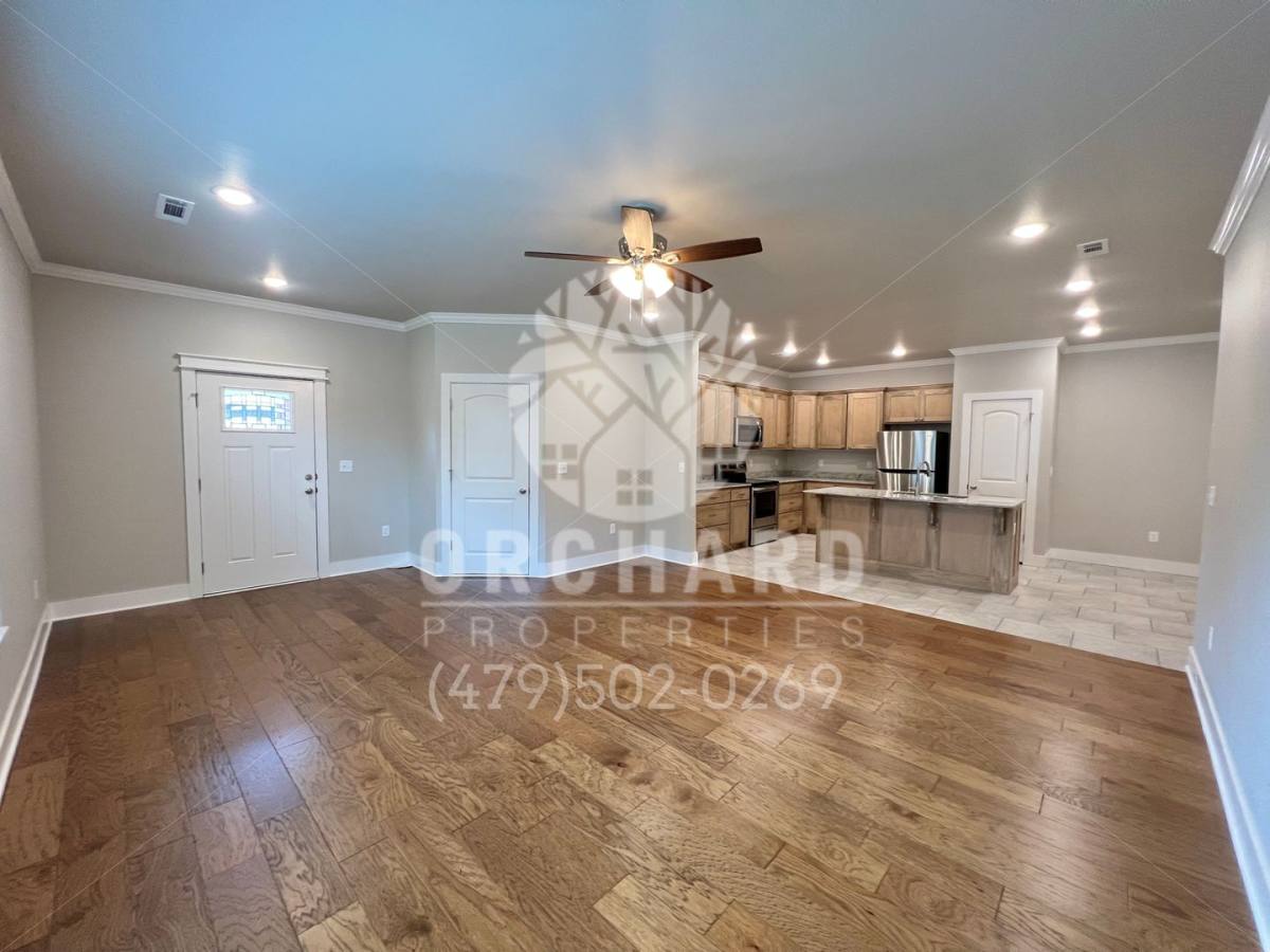 Apartment for rent at 544 Bradford Dr, Springdale, AR 72762