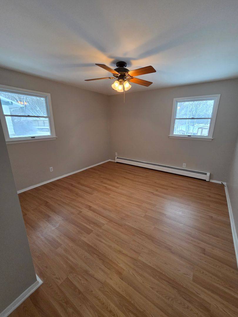 Apartment for rent at 18206 Swiss Dr, Spring Lake, MI 49456