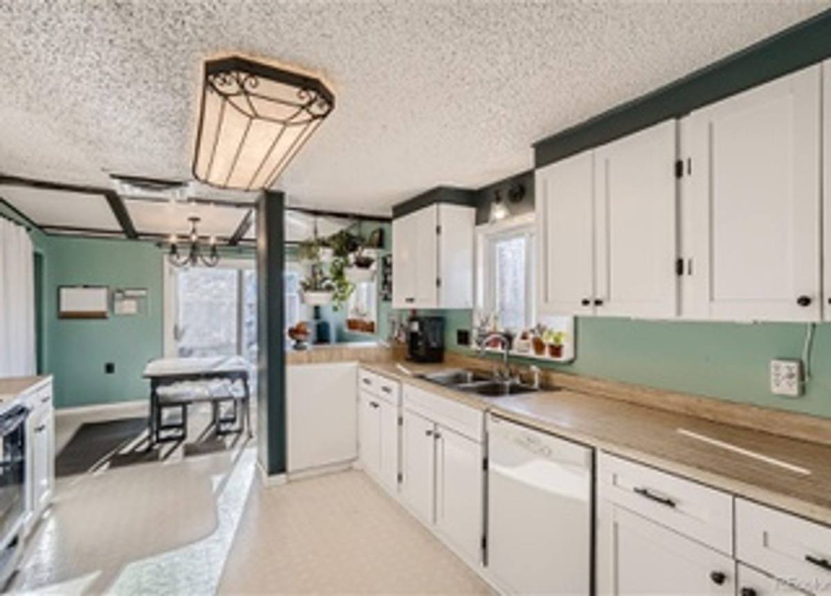 House for rent at 740 Iola St, Aurora, CO 80010