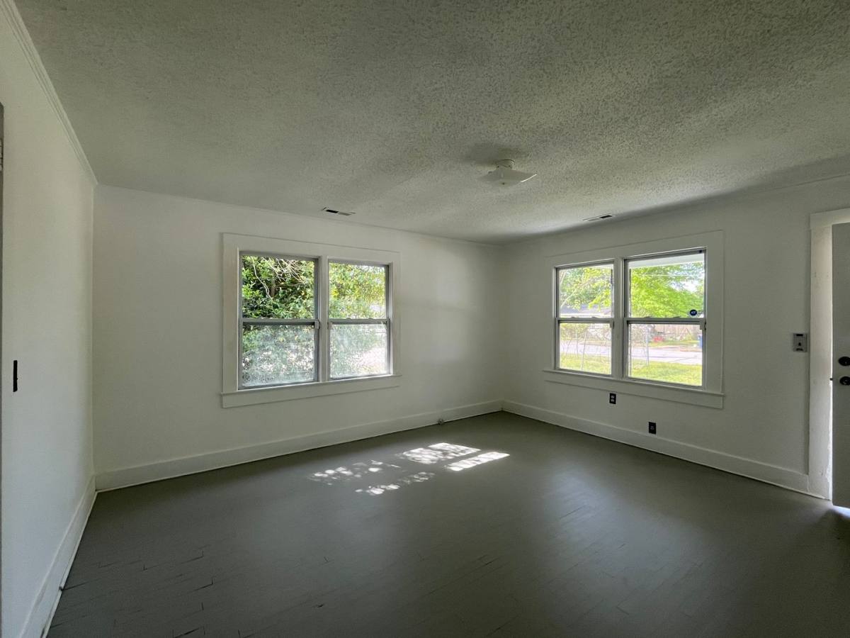 House for rent at 206 Richlands Ave, Jacksonville, NC 28540