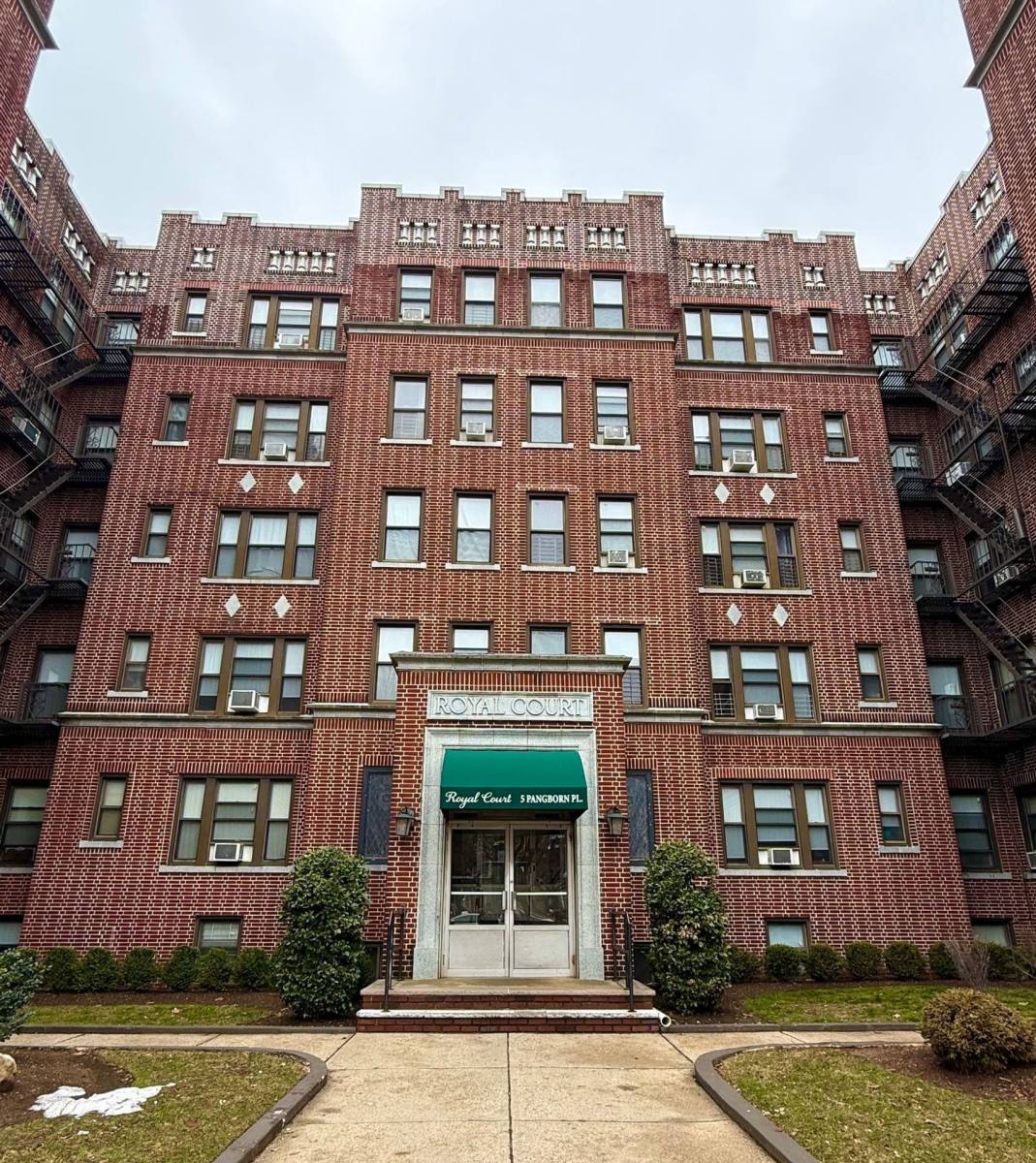 Apartment for rent at 5 Pangborn Place, Hackensack, NJ 07601