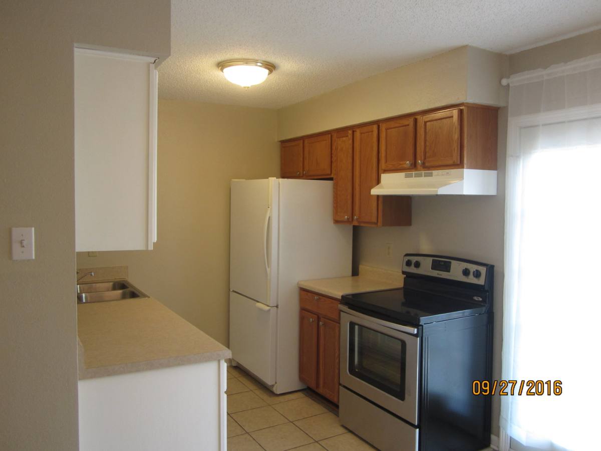 Condo for rent at 631 Cedarwood, Mandeville, LA 70471