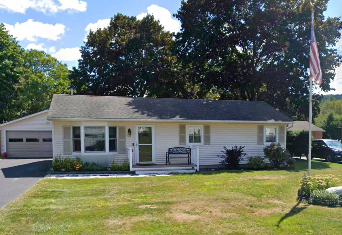 House for rent at 101 Imperial Ave, Pittsfield, MA 01201