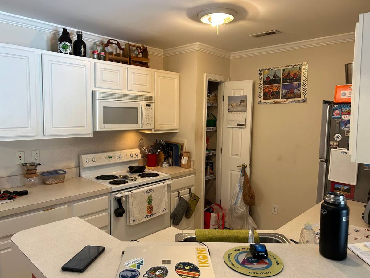 Apartment for rent at 215 Knollwood Dr, Blacksburg, VA 24060