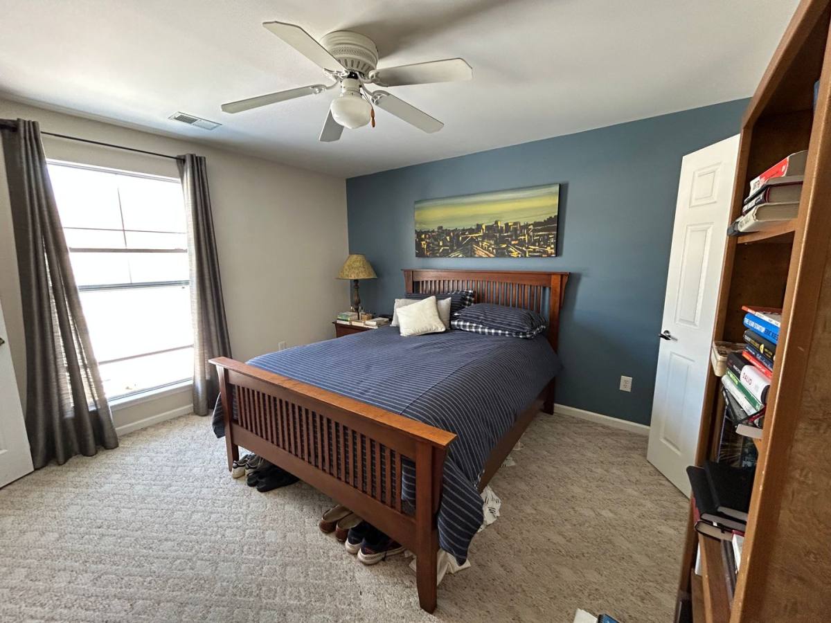 Apartment for rent at 215 Knollwood Dr, Blacksburg, VA 24060