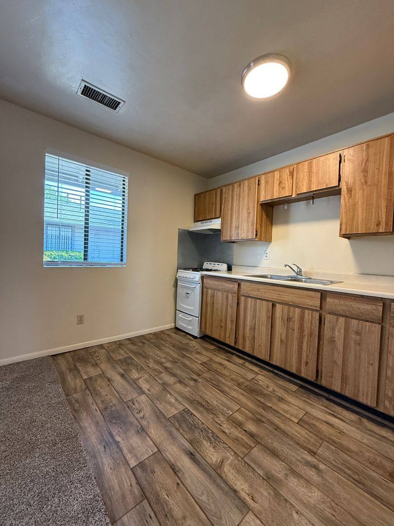 Apartment for rent at 301 W Merritt St, Prescott, AZ 86301