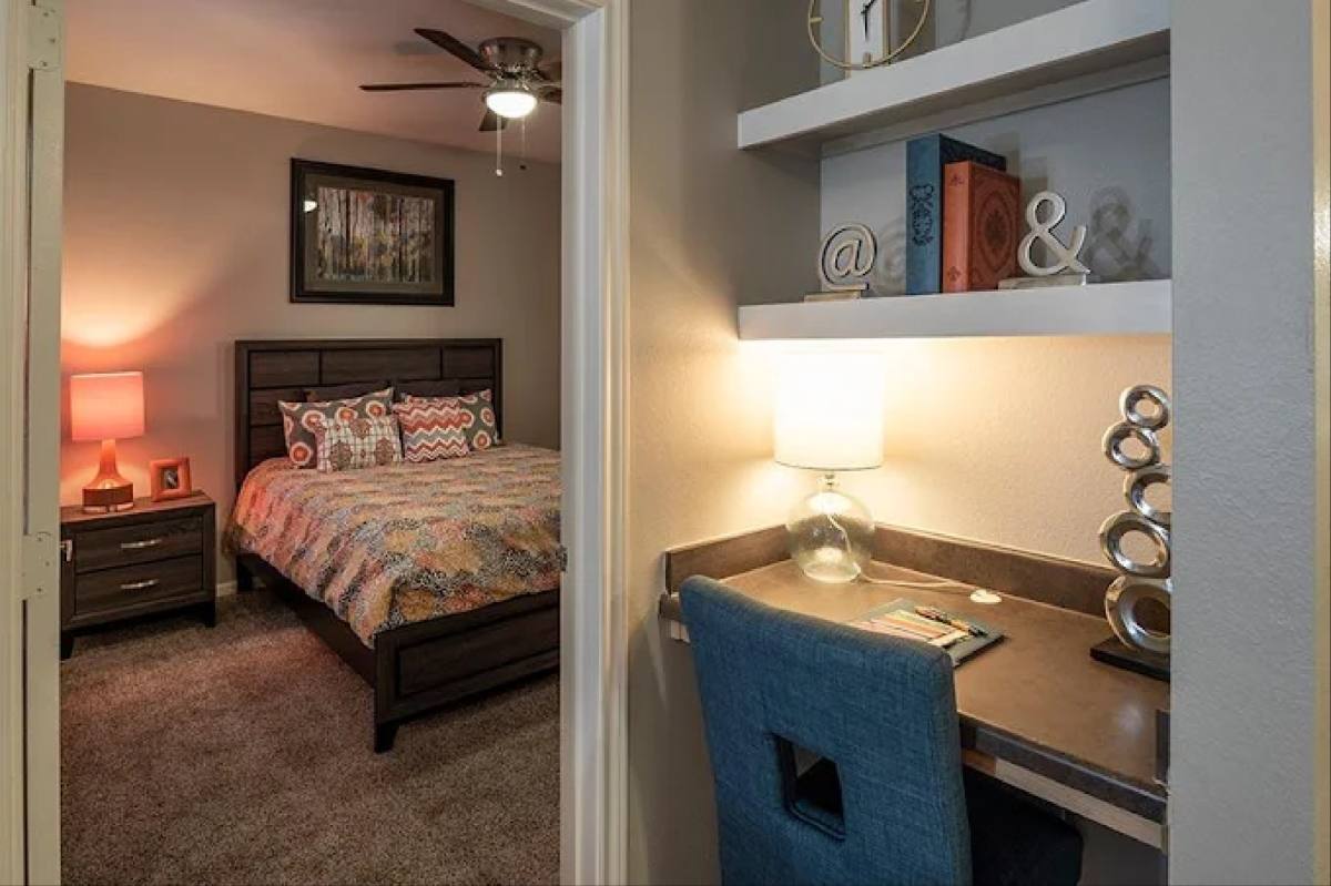Apartment for rent at 16350 Ella Blvd, Houston, TX 77090