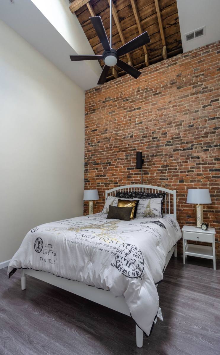 Apartment for rent at 108 W 6th St, Bloomington, IN 47404