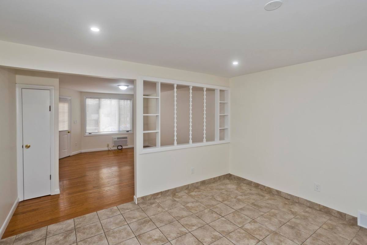 Apartment for rent at 181 State St, Ludlow, MA 01056