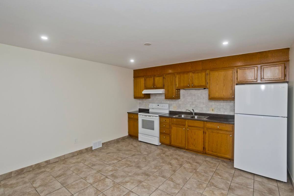 Apartment for rent at 181 State St, Ludlow, MA 01056