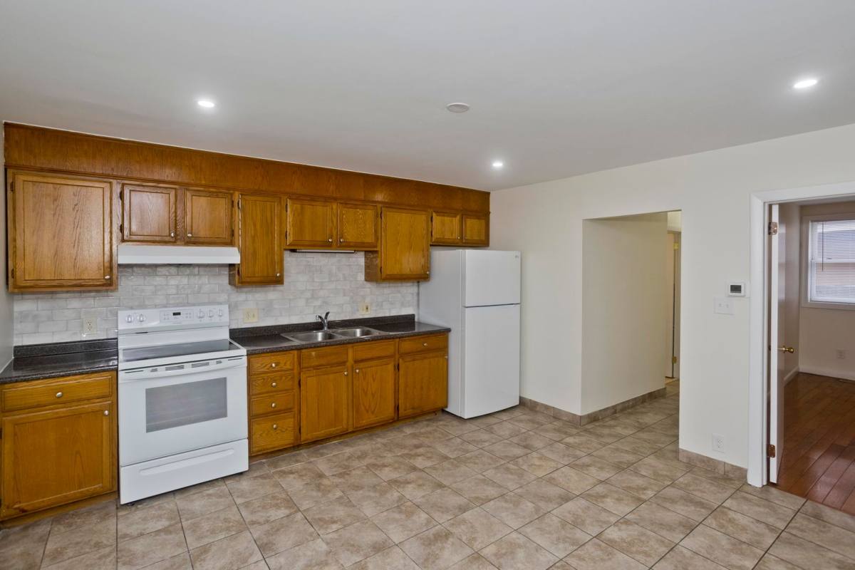 Apartment for rent at 181 State St, Ludlow, MA 01056