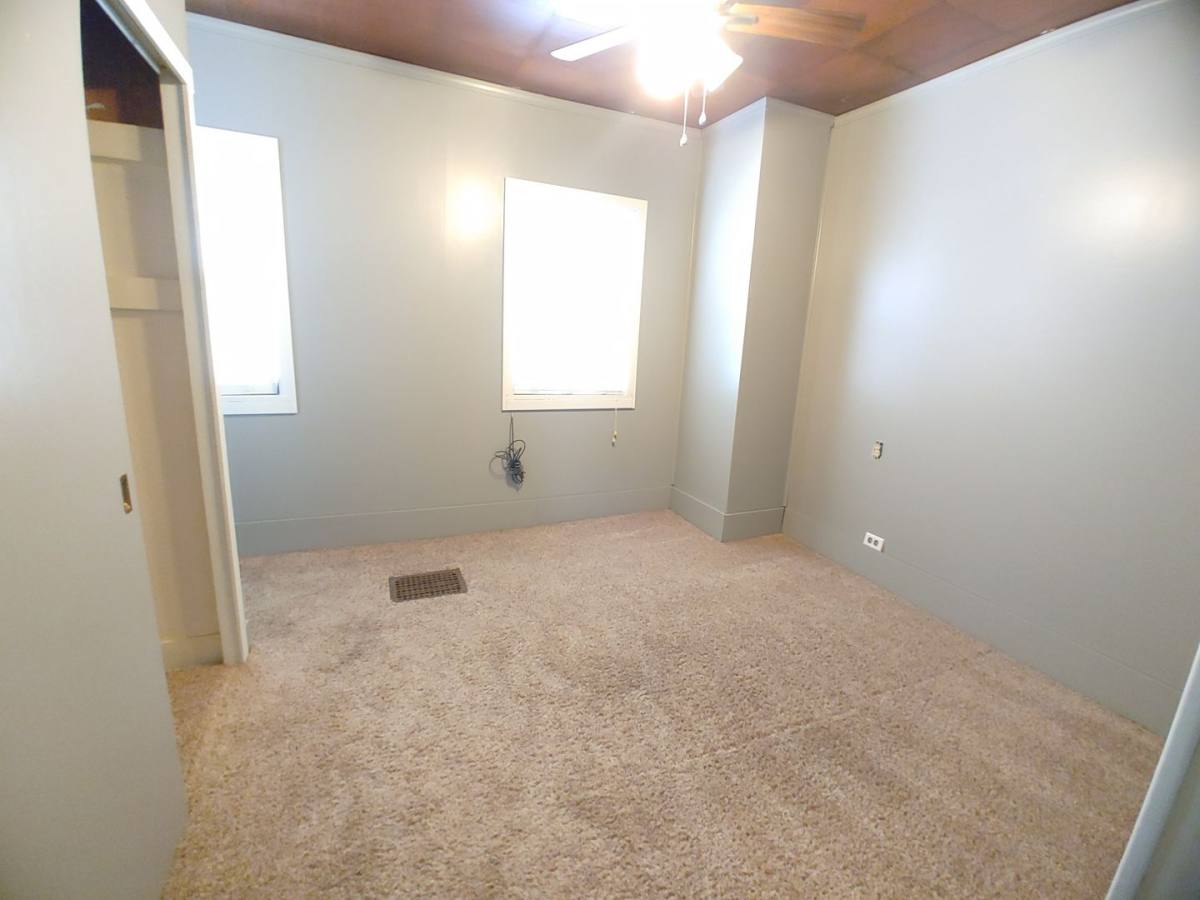 House for rent at 918 N Oak, Bloomington, IL 61701