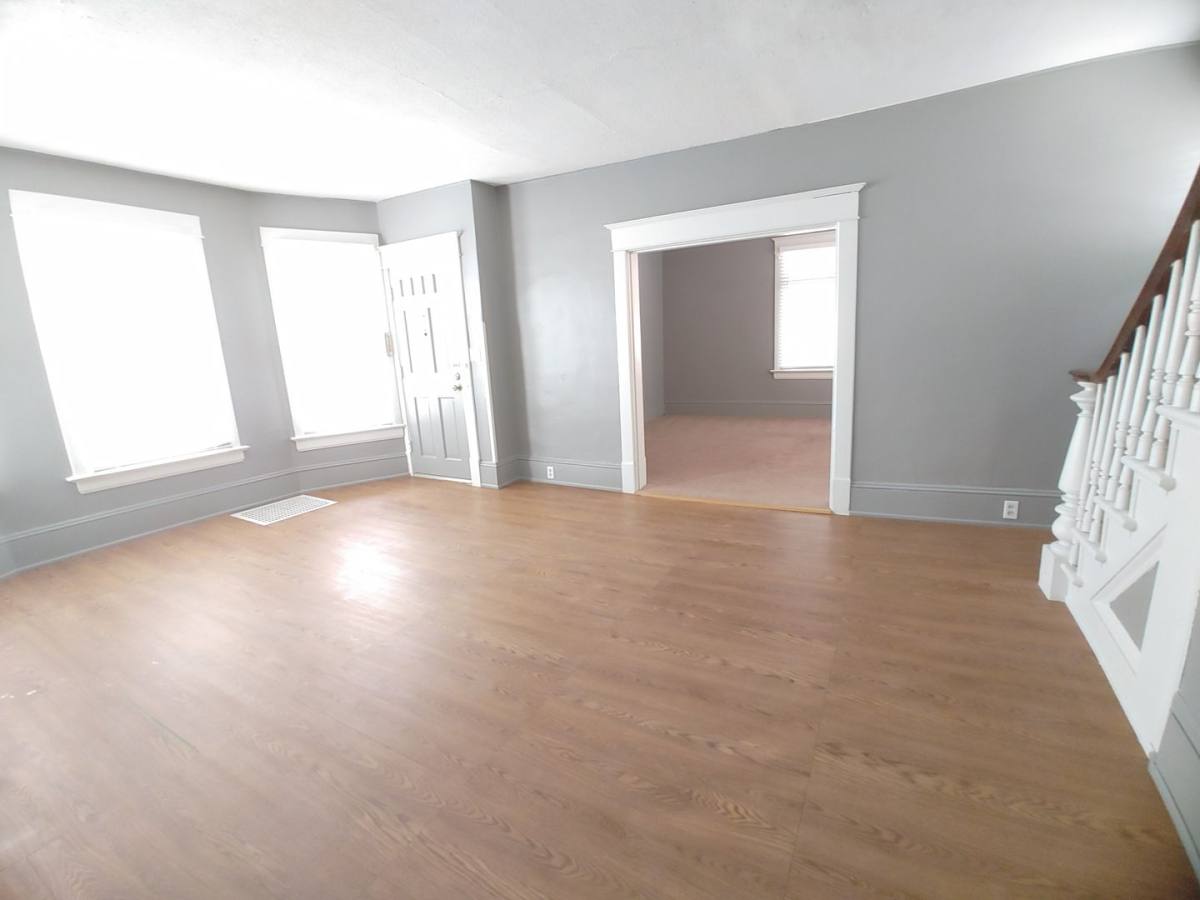 House for rent at 918 N Oak, Bloomington, IL 61701