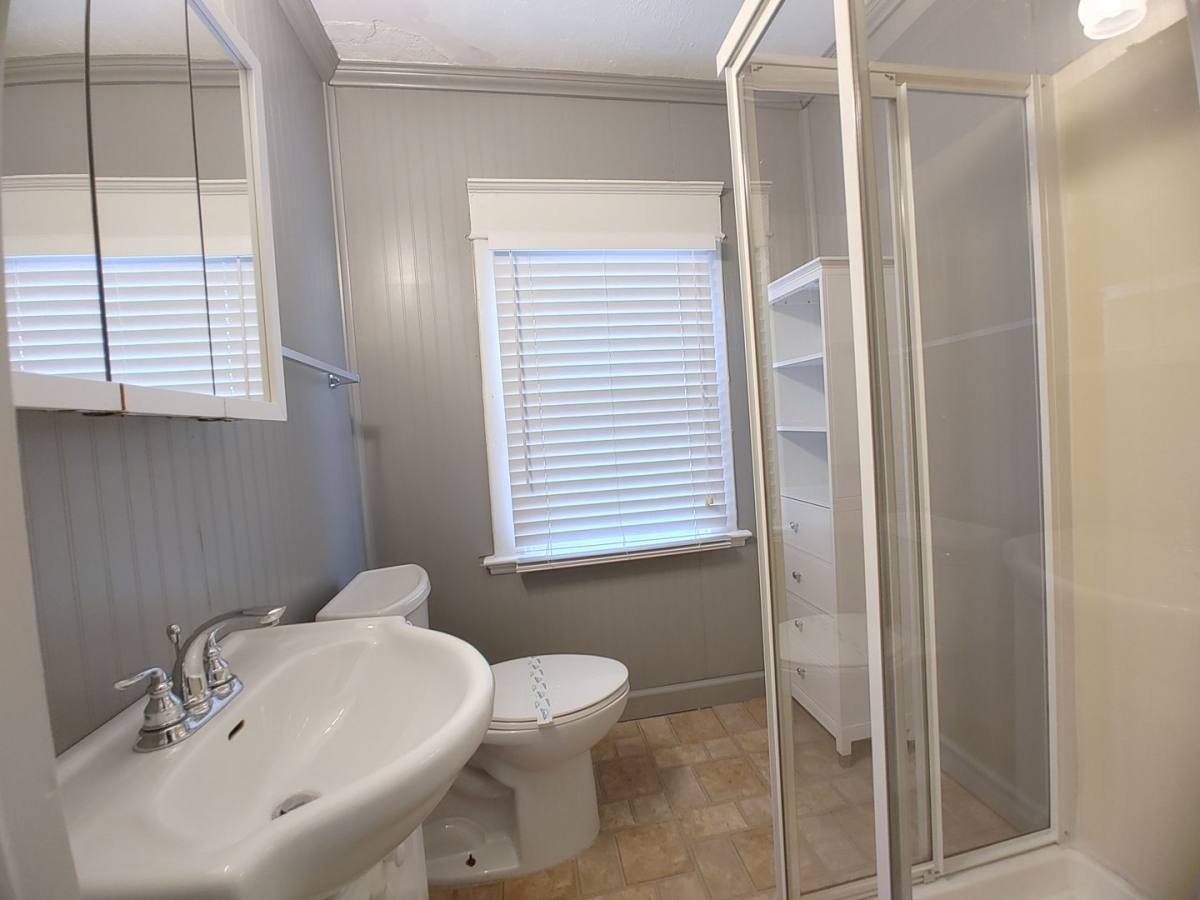 House for rent at 918 N Oak, Bloomington, IL 61701