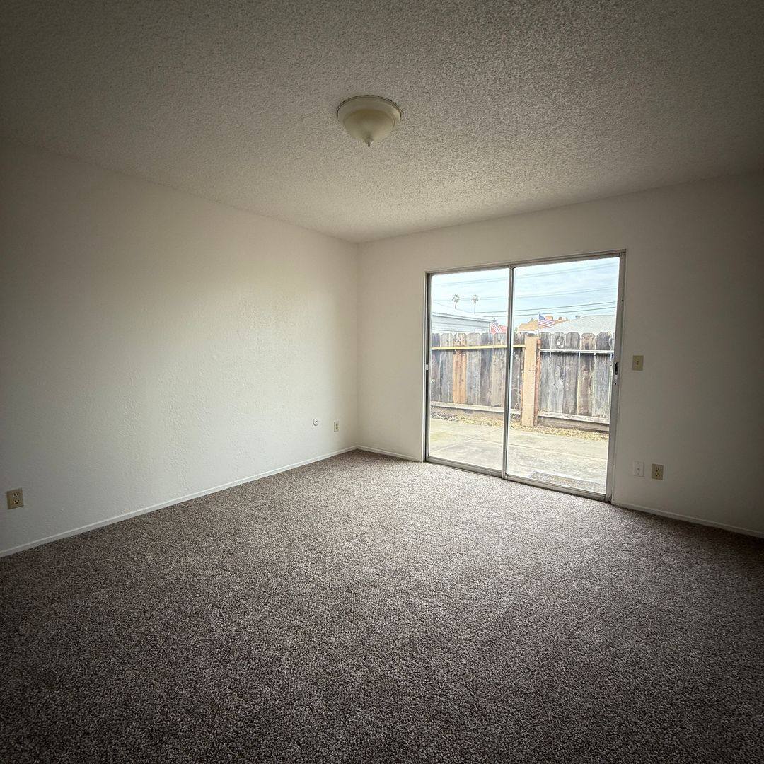Apartment for rent at 518 E Granger Ave, Modesto, CA 95354