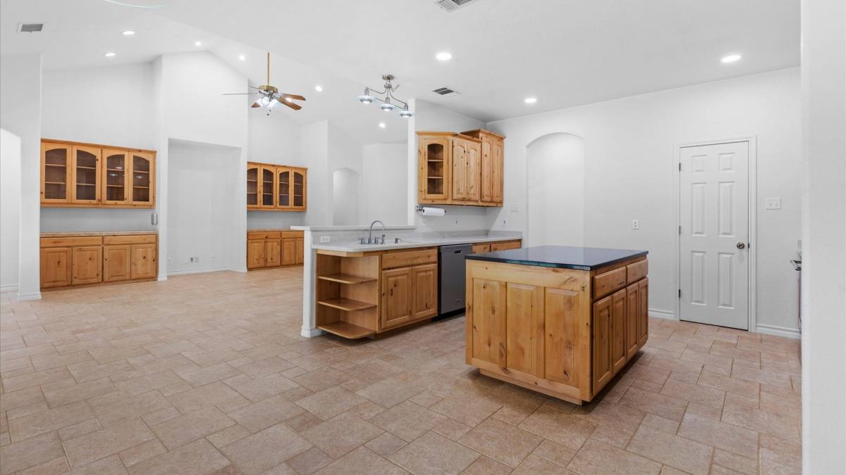 House for rent at 10808 Dedeke Dr, New Braunfels, TX 78132