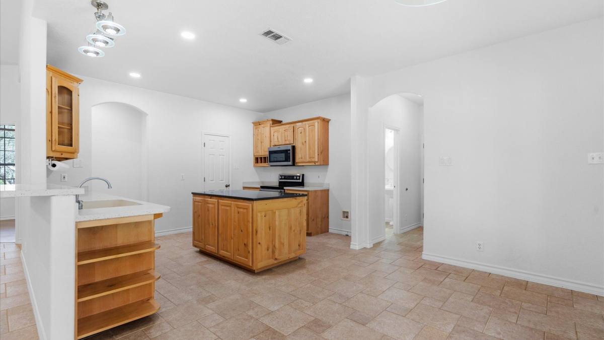 House for rent at 10808 Dedeke Dr, New Braunfels, TX 78132