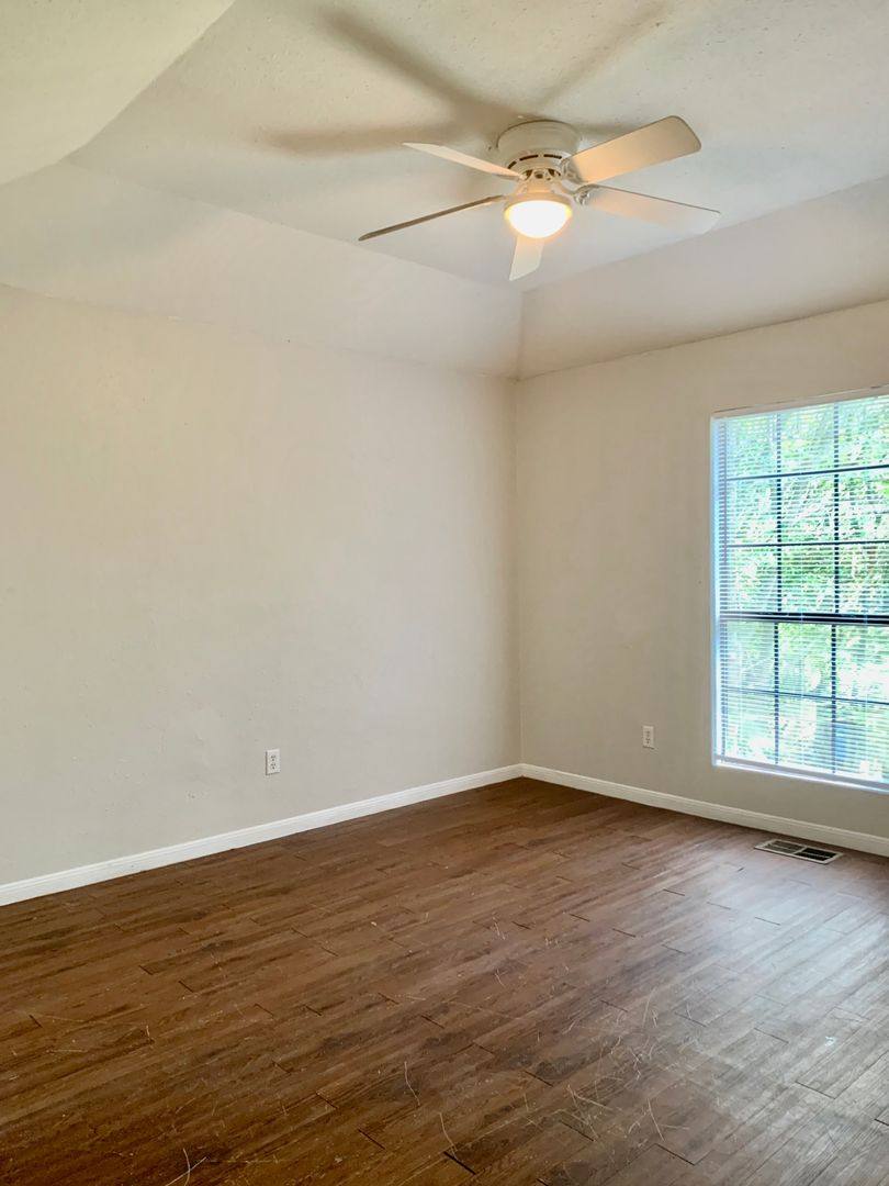 Townhouse for rent at 1628 Gordon Rd, San Marcos, TX 78666