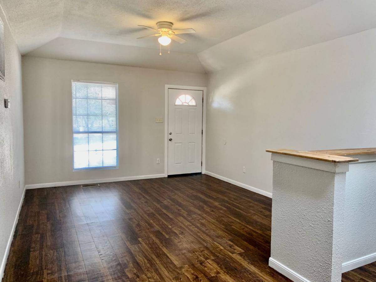 Townhouse for rent at 1628 Gordon Rd, San Marcos, TX 78666