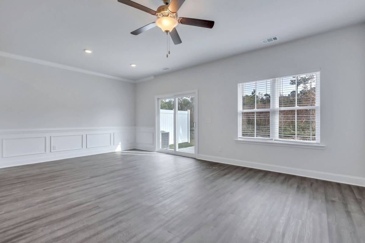 Townhouse for rent at 329 Governor Gwinnett Way, Pooler, GA 31322