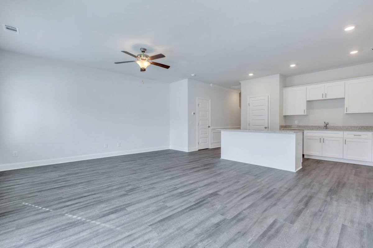Townhouse for rent at 329 Governor Gwinnett Way, Pooler, GA 31322