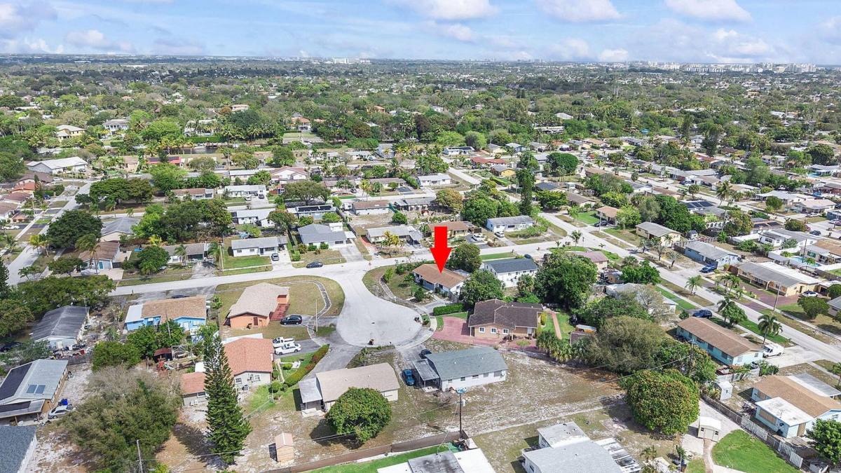 House for rent at 534 NW 3rd Terrace, Deerfield Beach, FL 33441