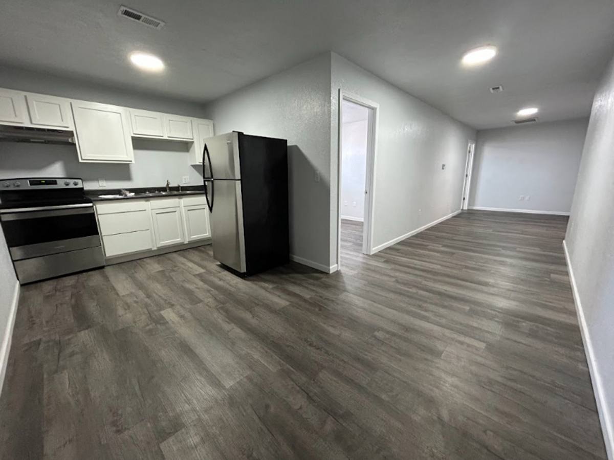 Apartment for rent at 123 N Main, Maryville, MO 64468