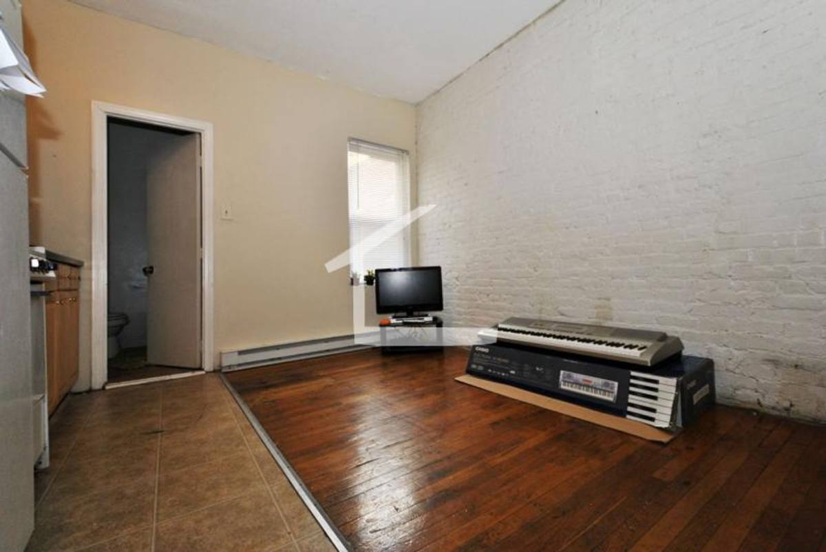Apartment for rent at 894 Huntington Ave #7, Roxbury Crossing, MA 02120