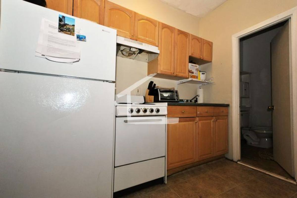 Apartment for rent at 894 Huntington Ave #7, Roxbury Crossing, MA 02120