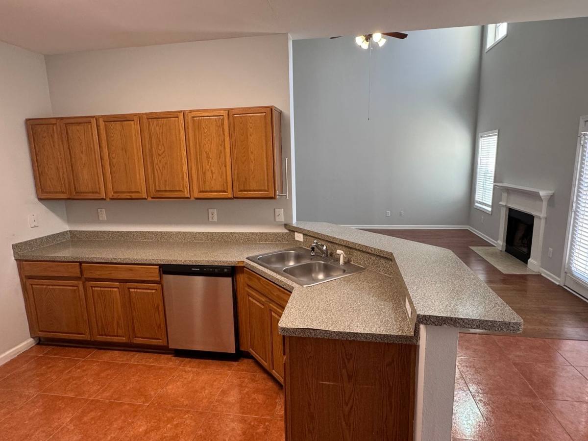 House for rent at 6902 Grand Hickory Dr, Braselton, GA 30517